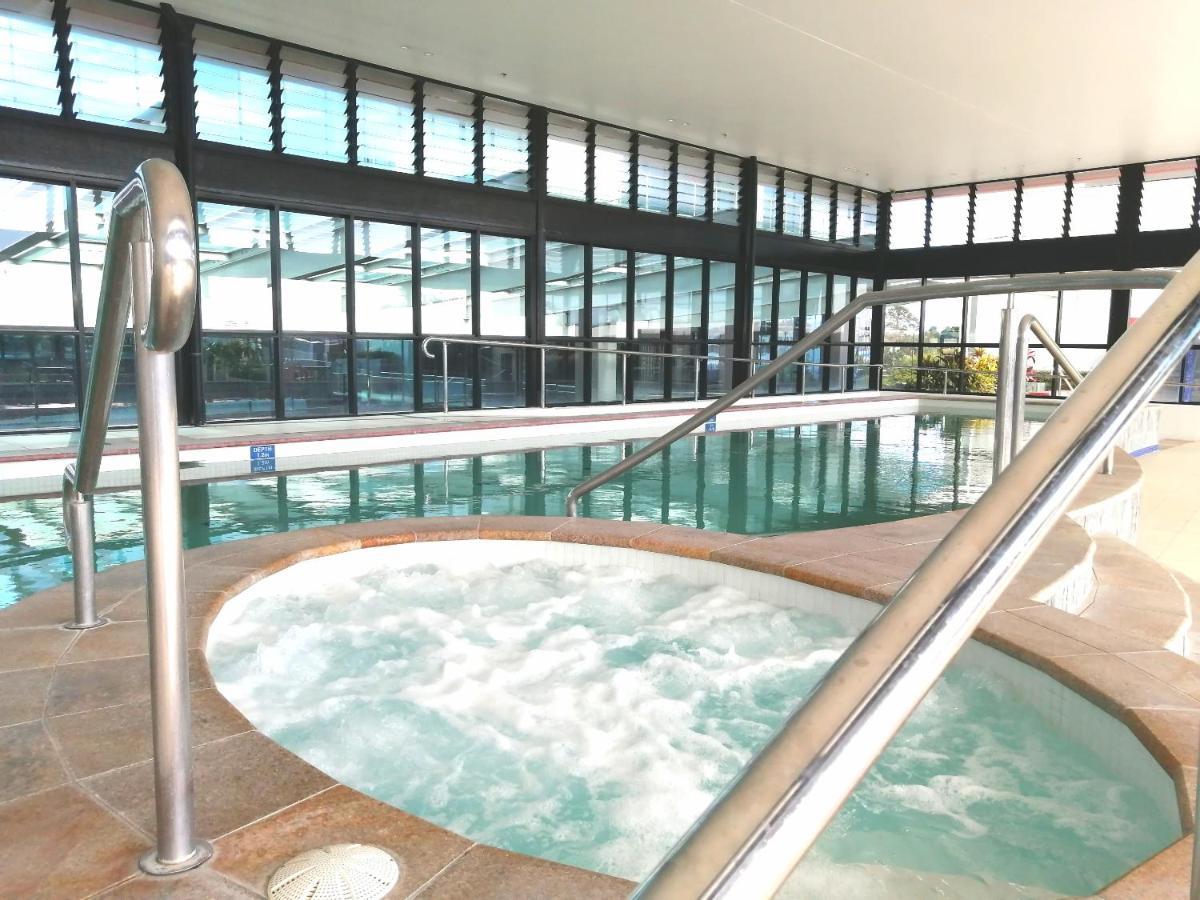 Three-Bedroom Apartment With Amazing View Near Surfers Paradise Gold Coast Exterior photo