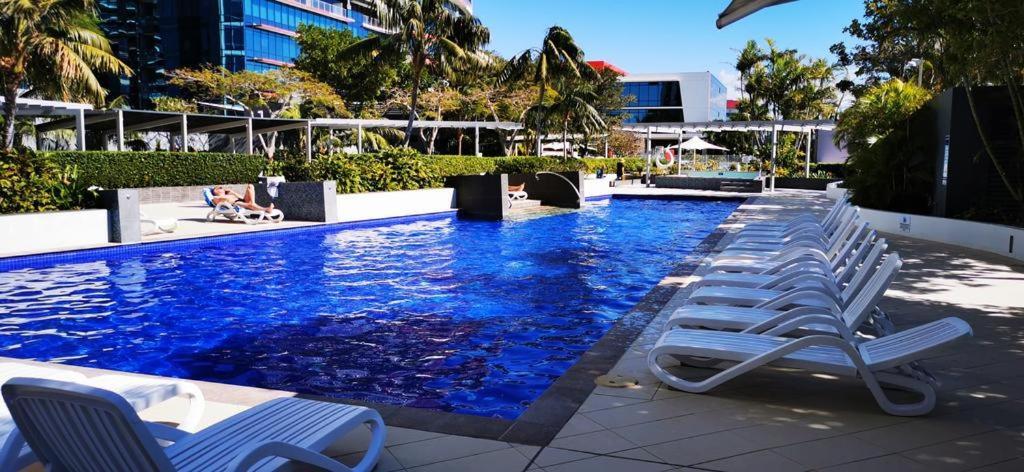 Three-Bedroom Apartment With Amazing View Near Surfers Paradise Gold Coast Exterior photo