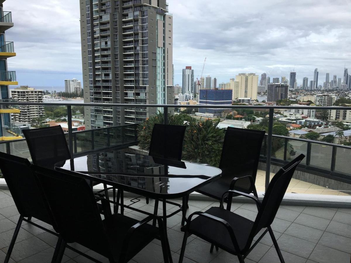 Three-Bedroom Apartment With Amazing View Near Surfers Paradise Gold Coast Exterior photo